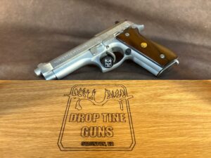 Taurus PT 92, photo 2 of 2